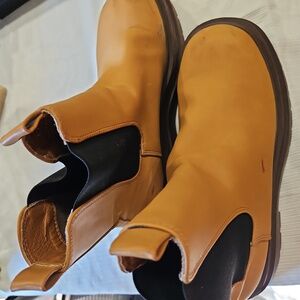 Urban Outfitters Brown Leather Men boots size 12